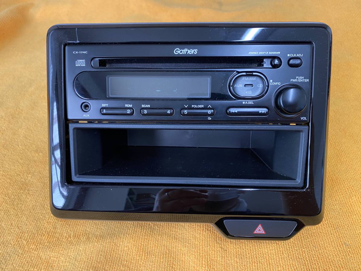 【美品 ホンダ 純正オーディオ Gathers CX-174C AUX CD FM/AM オーディオ取付パネル 小物入れ 08A02-4W0-100 JVCケンウッド製！ 】_画像1