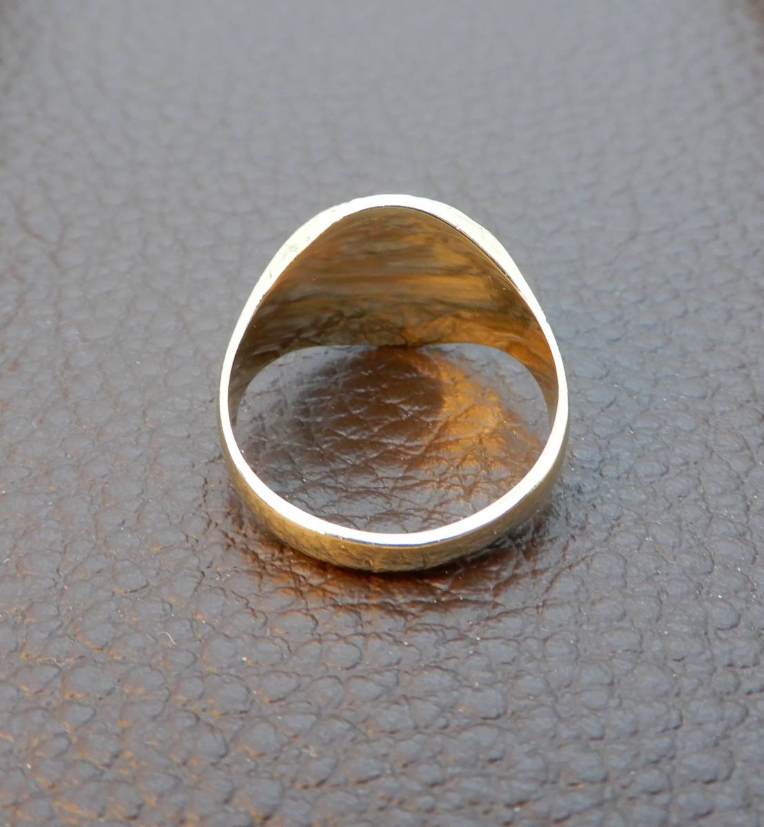 UK シグネットリング イエローゴールド 9K 指輪 ring 約17号 UK シグネットリング イエローゴールド 9K 指輪 ring 約17号
