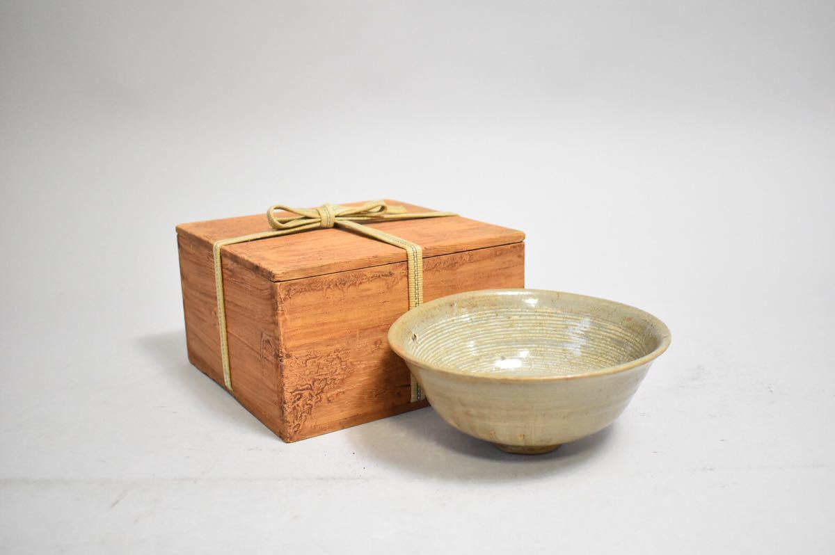 英】130 時代高麗青磁刷毛目茶碗中国美術朝鮮韓国李朝高麗青瓷茶道具