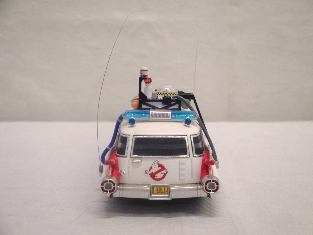 Hot Wheels Ghostbusters Ecto-1 1:43 エリート - おもちゃ|Hot Hot Wheels Ghostbusters Ecto-1 1:43 エリート - おもちゃ|Hot