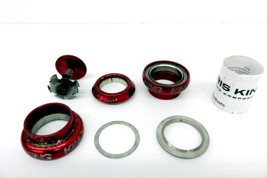5600円 下松)CHRIS KING クリスキング ヘッドセット GRIP LOCK 5600円 下松)CHRIS KING クリスキング ヘッドセット GRIP LOCK