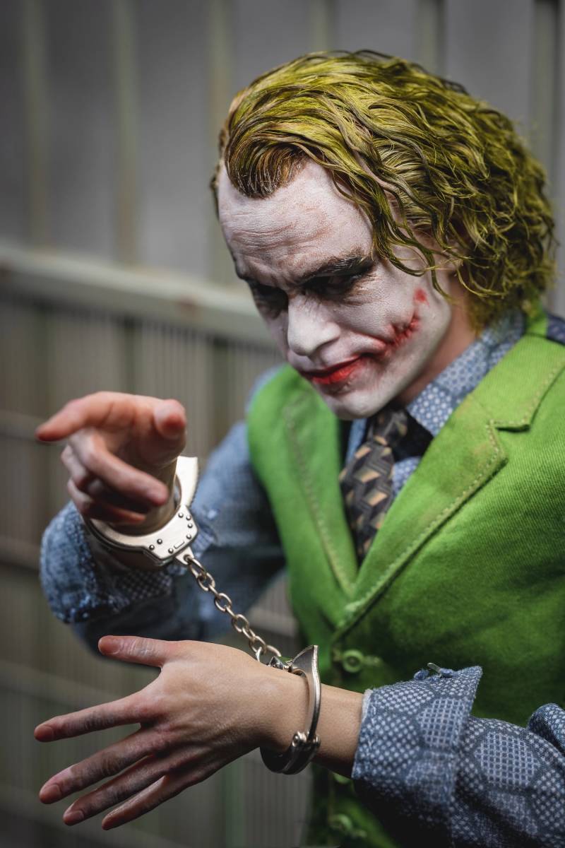 Yahoo!オークション - Queen Studios Inart 1/6 ダークナイト Yahoo!オークション - Queen Studios Inart 1/6 ダークナイト