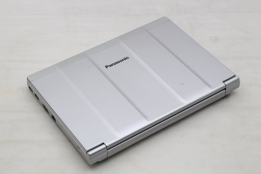 Panasonic CF-SV8RDCVS Core i5 8365U 1.6GHz/8GB/256GB(SSD)/12.1W