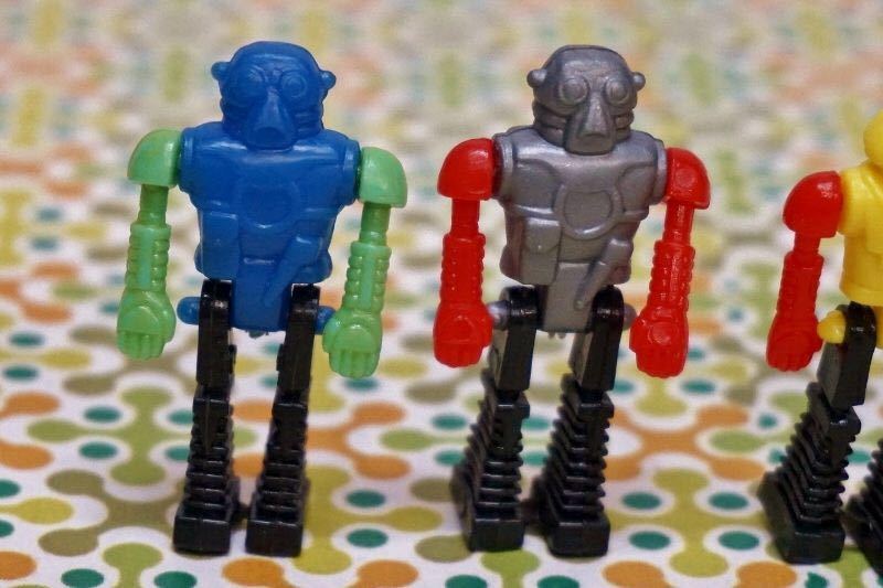 昭和レトロなミニサイズのロボット人形5個セット 玩具 おもちゃ ミニチュア 雑貨の画像3