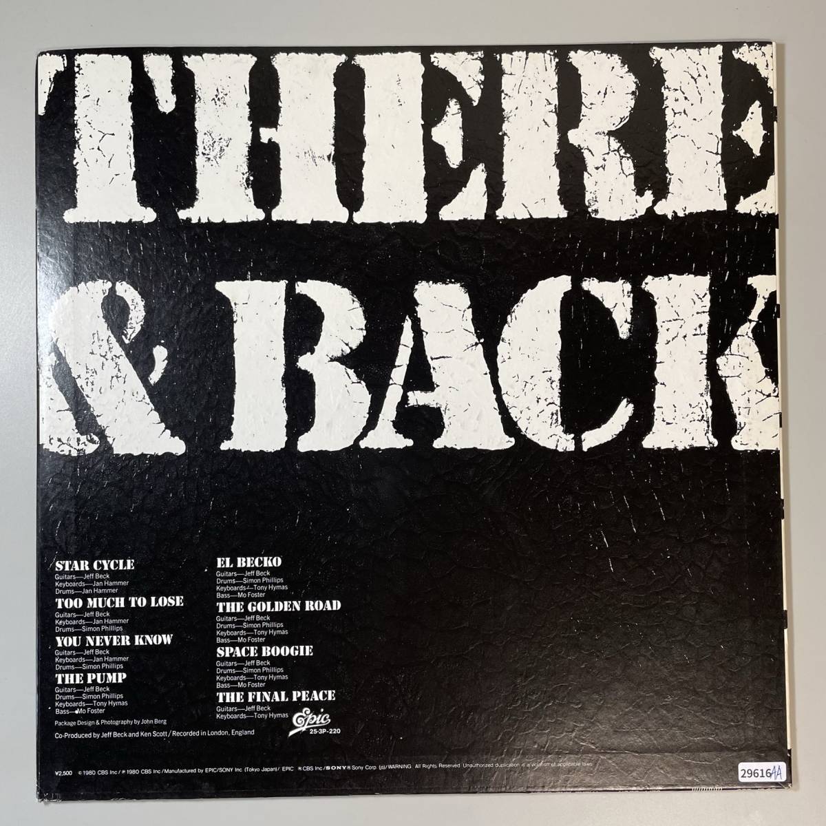29616★美盤【日本盤】 Jeff Beck / There And Back_画像2