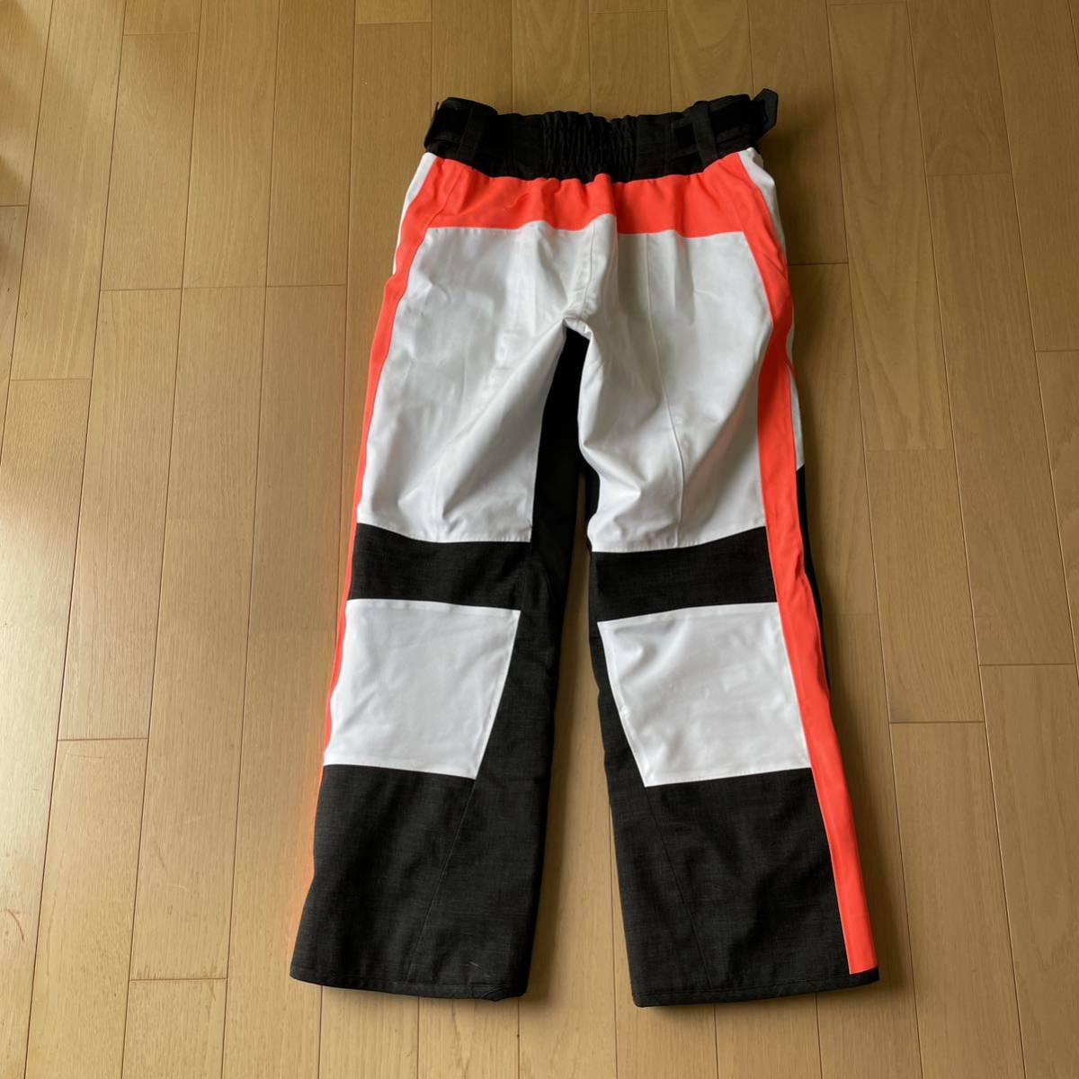 お値引き交渉歓迎 フェニックスPhenix スキーウェア デモウェア中古
