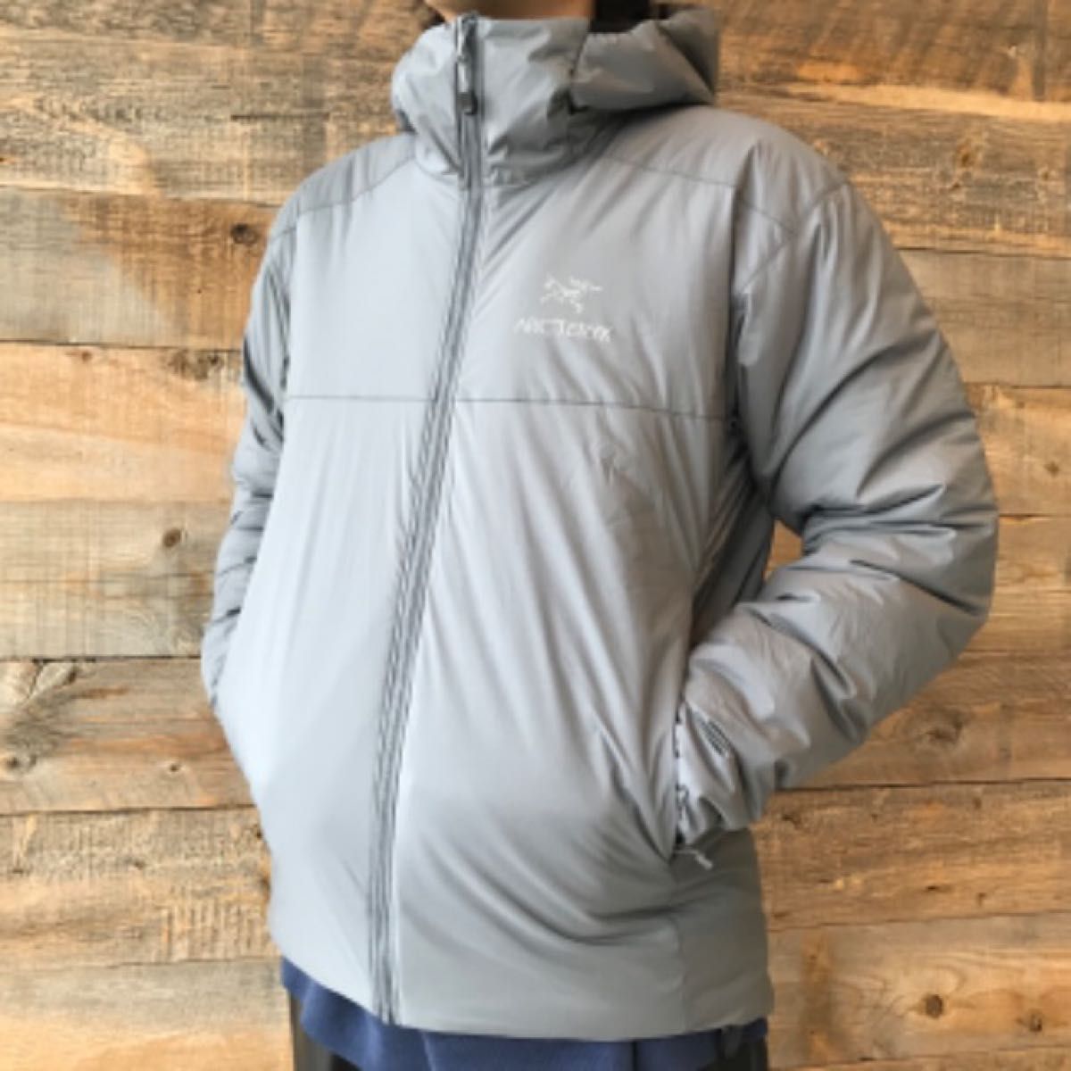ARC'TERYX × BEAMS 別注 ATOM AR HOODIE Sサイズ|Yahoo!フリマ ARC'TERYX × BEAMS 別注 ATOM AR HOODIE Sサイズ|Yahoo!フリマ