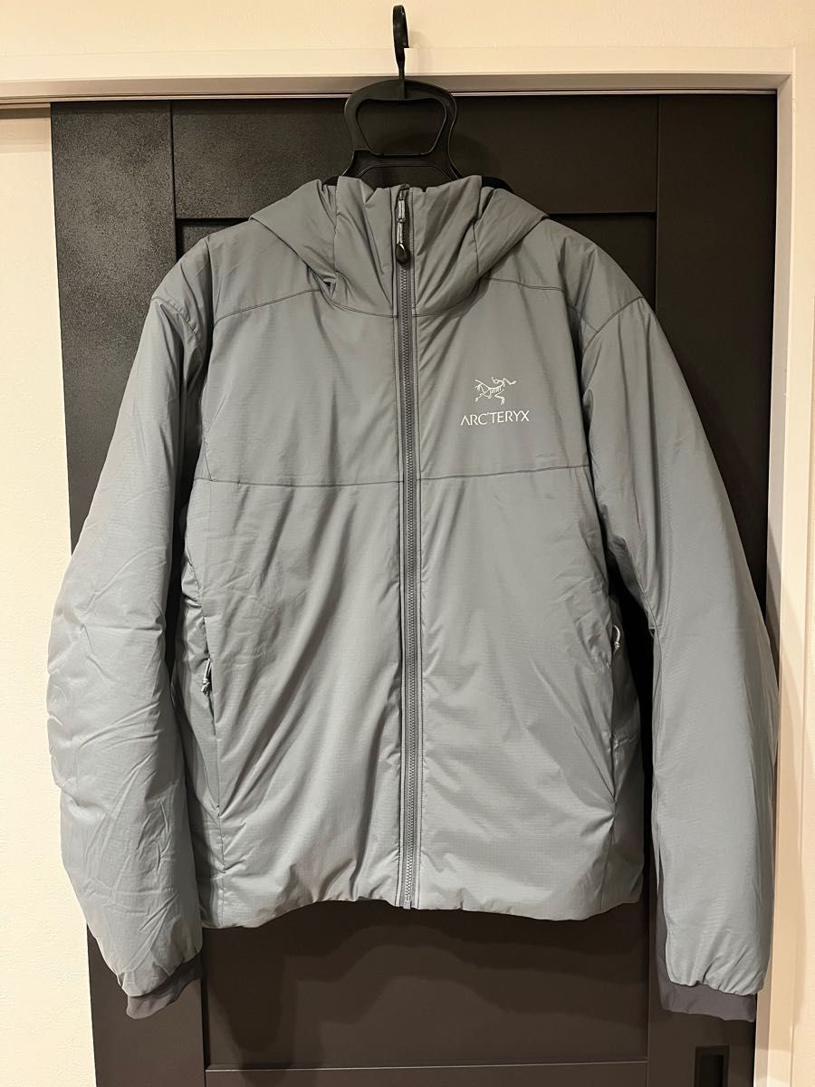ARC'TERYX × BEAMS 別注 ATOM AR HOODIE Sサイズ|Yahoo!フリマ ARC'TERYX × BEAMS 別注 ATOM AR HOODIE Sサイズ|Yahoo!フリマ