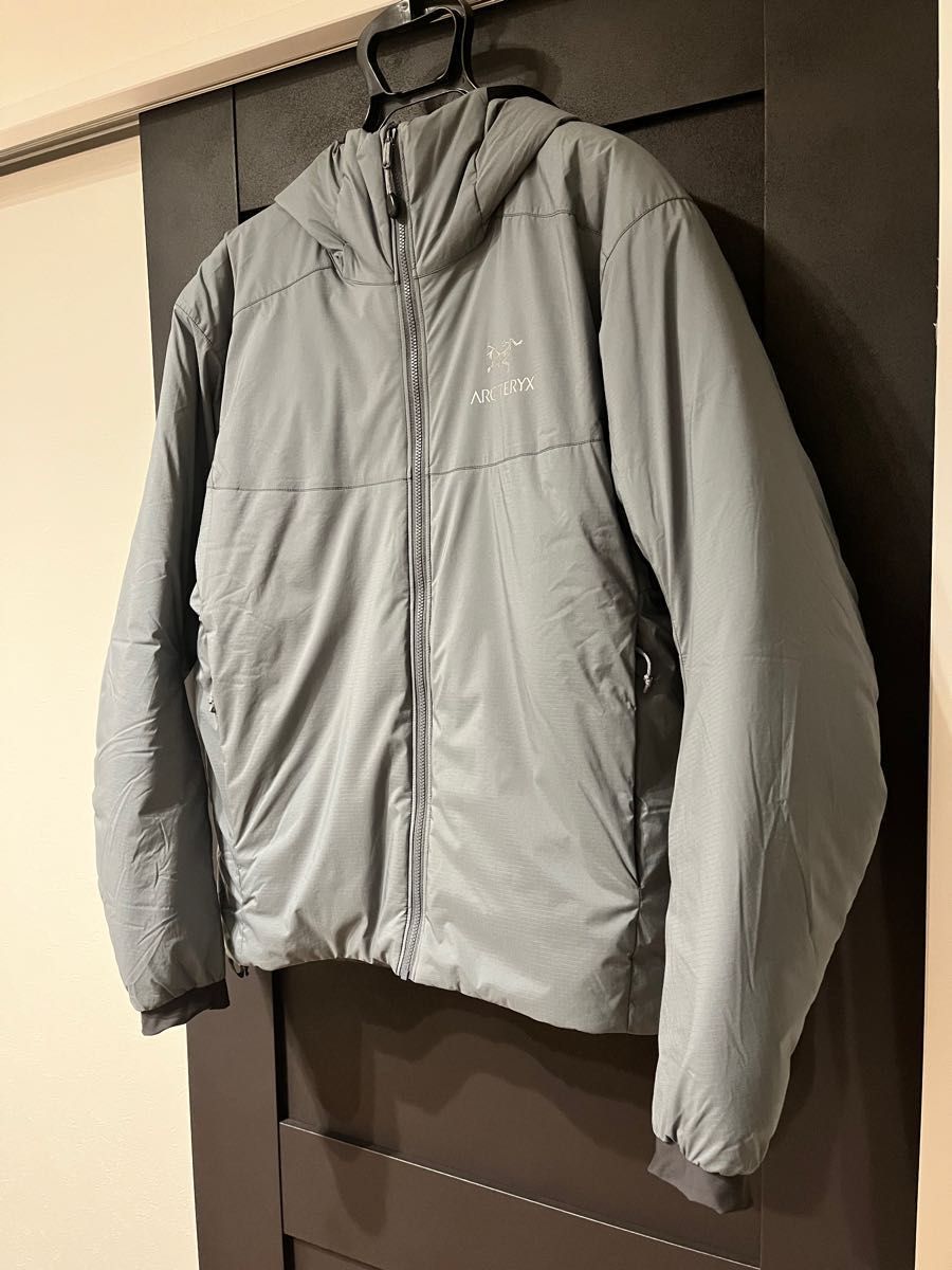 ARC'TERYX × BEAMS 別注 ATOM AR HOODIE Sサイズ|Yahoo!フリマ ARC'TERYX × BEAMS 別注 ATOM AR HOODIE Sサイズ|Yahoo!フリマ