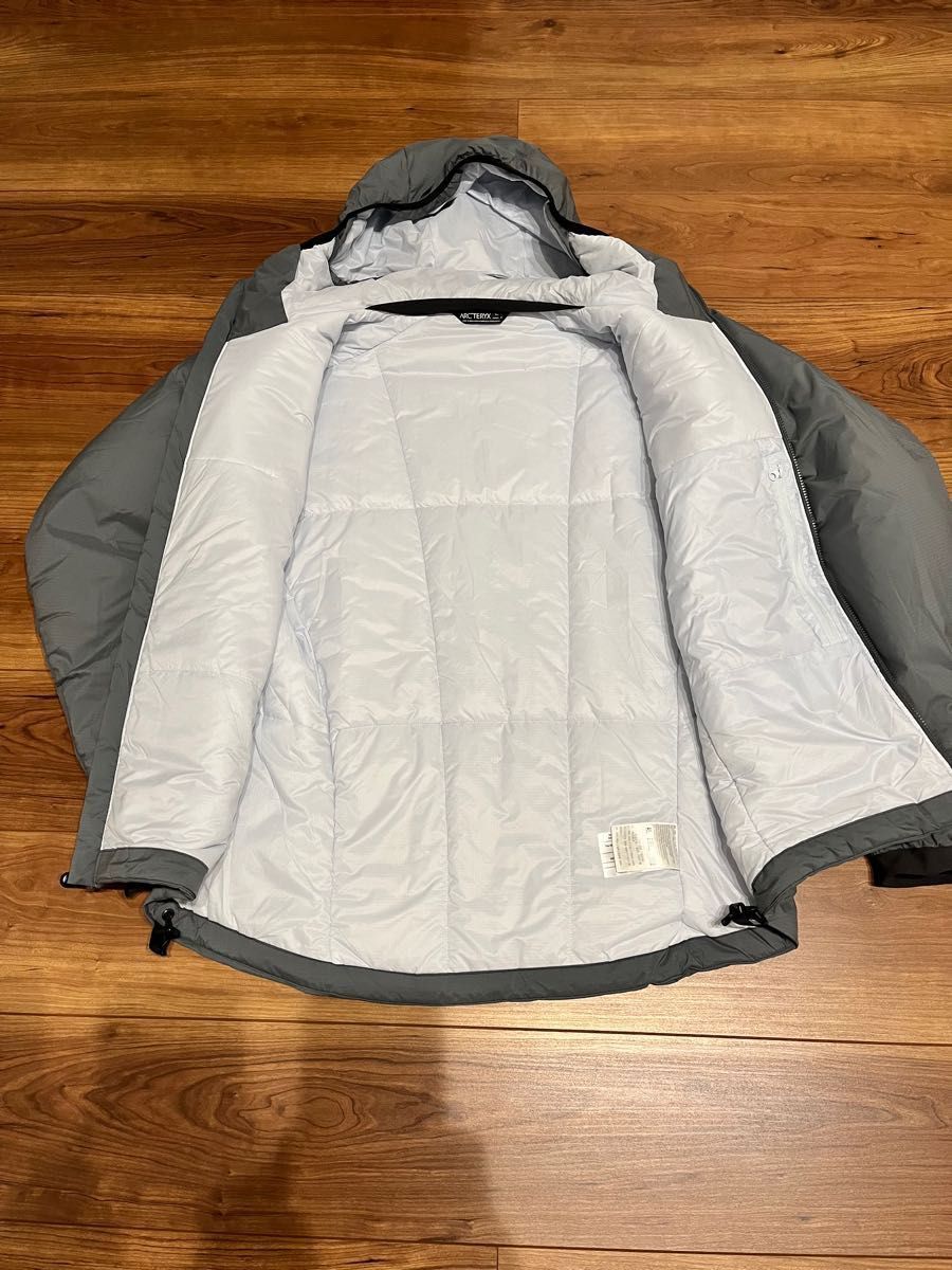 ARC'TERYX × BEAMS 別注 ATOM AR HOODIE Sサイズ|Yahoo!フリマ ARC'TERYX × BEAMS 別注 ATOM AR HOODIE Sサイズ|Yahoo!フリマ