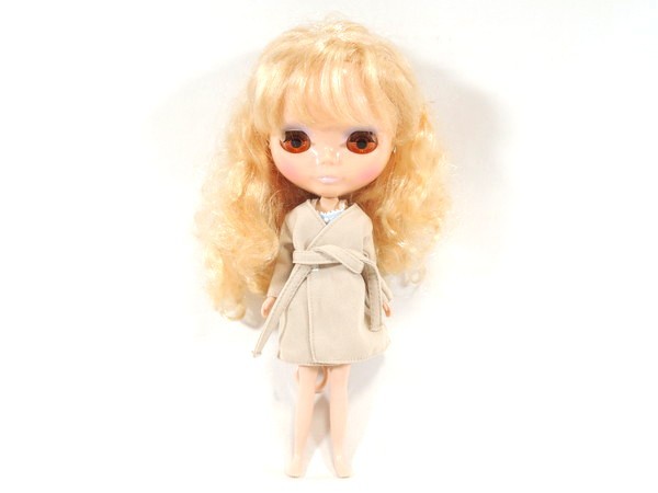 安価 ブライス/ネオブライス/2003/人形/サイズ:約28cm/ファッションドール ネオブライス 安価 ブライス/ネオブライス/2003/人形/サイズ:約28cm/ファッションドール ネオブライス