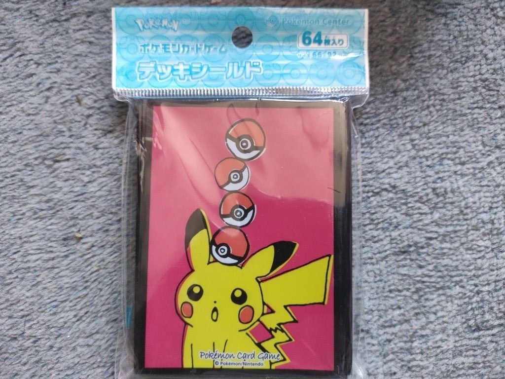 新品未使用 ポケモンカードゲーム デッキシールド スリーブ Pikachu drawing 64枚