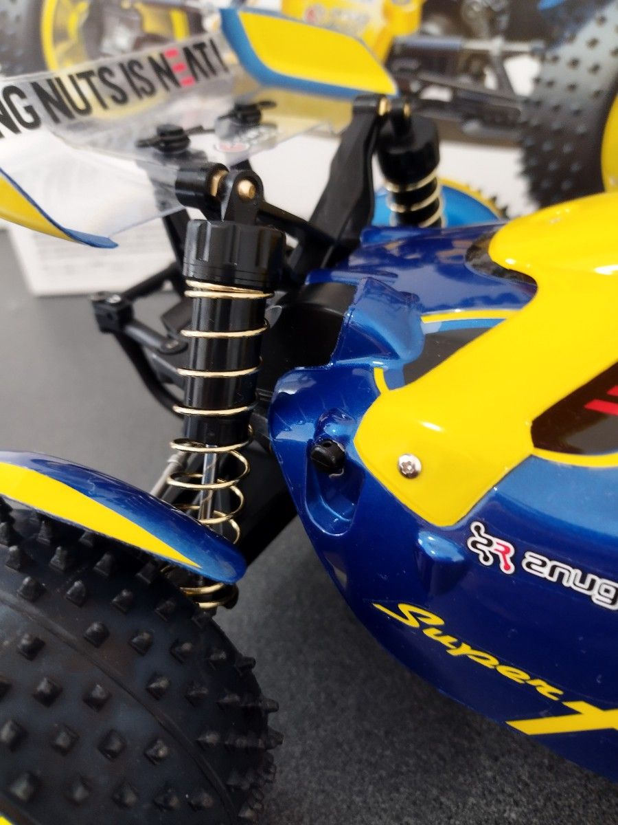 タミヤ TD4 スーパーアバンテ 完成品未走行品 SANWA Super タミヤ TD4 スーパーアバンテ 完成品未走行品 SANWA Super