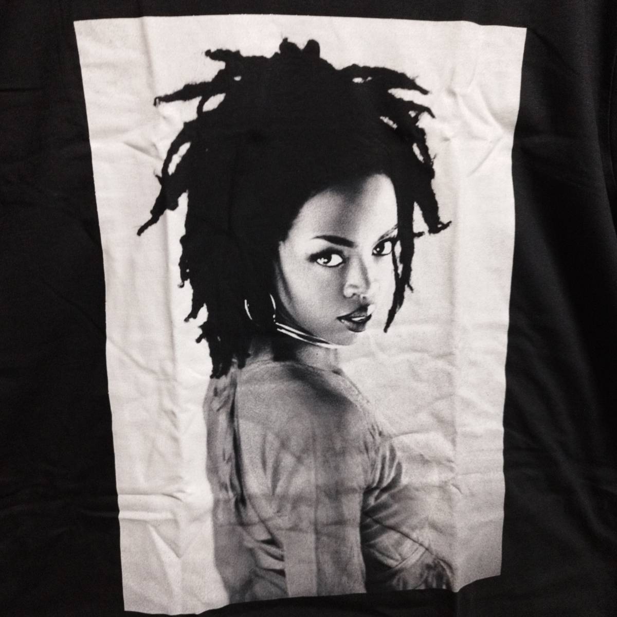 ローリンヒル Lauryn Hill (Fugees)　フージーズ　BIGプリントTシャツ黒 L　送料無料/新品◆　HIPHOP RAP R&B_画像2