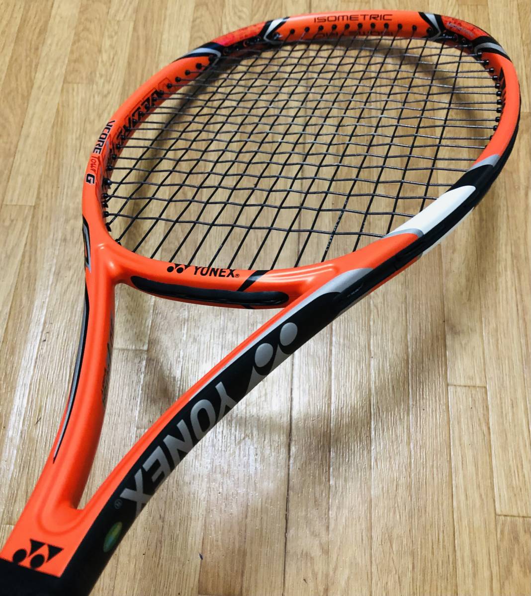 送料無料　希少HG 330g 美品　YONEX VCORE TOUR G ヨネックス ブイコアツアーG S・ワウリンカ　  2014全豪オープン初優勝モデル 16×20