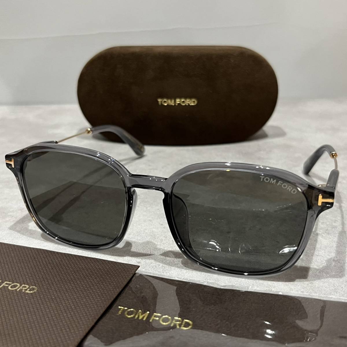 【送料無料】【正規品・新品】TOMFORD トムフォード TF893 FT893 20A イタリア製 サングラス メガネ 眼鏡 メンズ レディース