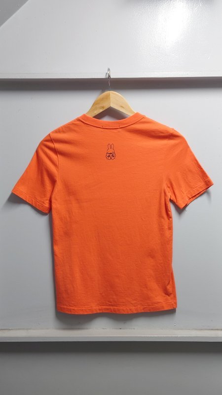 2000年製 Dick Bruna Miffy 45th Anniversary シングルステッチ プリント Tシャツ オレンジ S 半袖 ミッフィーちゃん 45周年 日本製_画像6