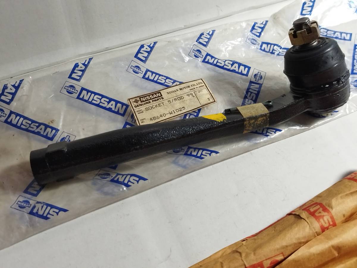 日産純正新品！910 ブルーバード用 左側タイロッドエンドAssy 48640-W1025　F30レパード / TR-Xにも！ ソケットAssyサイドロッドアウターLH_画像1