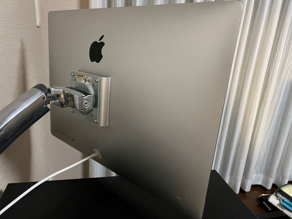 Apple iMac 27インチ Retina 5K VESAマウントモデル　late 2015