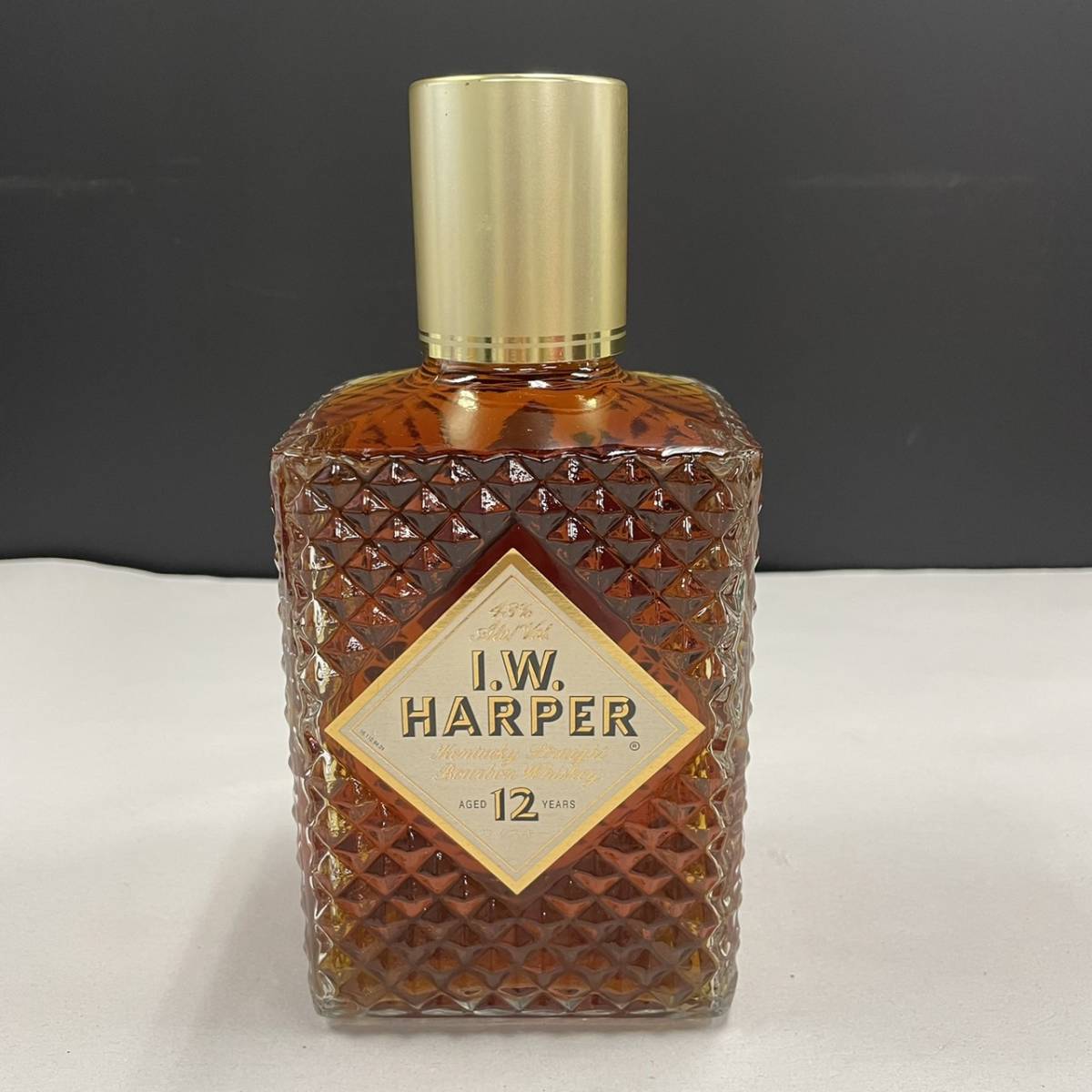 ヤフオク! - B081-62 酒 I.W.HARPER 12YEARS I.W.ハーパー 12