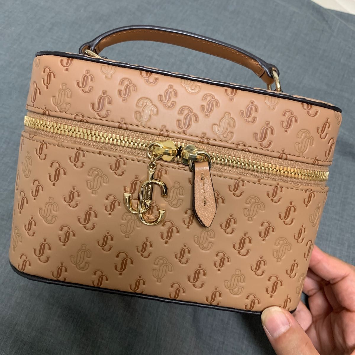 ジミーチュウ jimmy choo バニティケース ショルダーバッグ ジミーチュウ jimmy choo バニティケース ショルダーバッグ