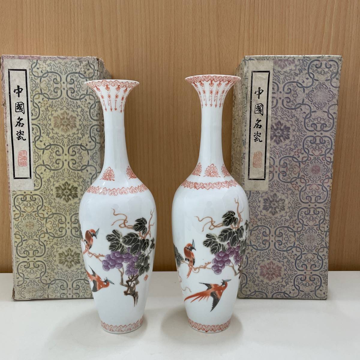 K0718】 中国景徳鎮製花瓶２個セット中国古美術古玩骨董品色絵粉彩花器