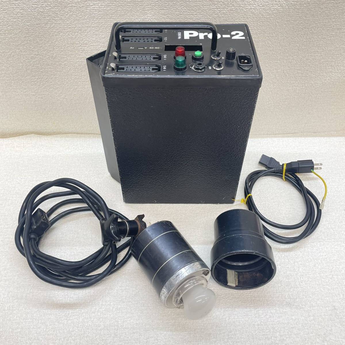 D2）Profoto製/業務用ストロボ照明/Pro-2/1200W F撮影機材 通電OK（3）の画像2