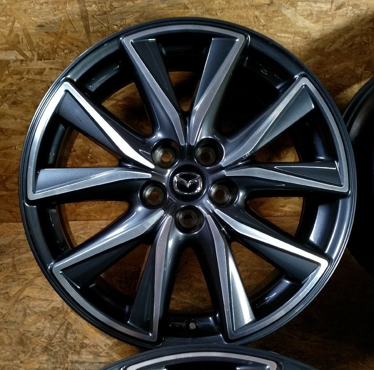 送料無料】マツダ純正アルミホイール CX-5 19インチ 7.0J 5/114.3 +45