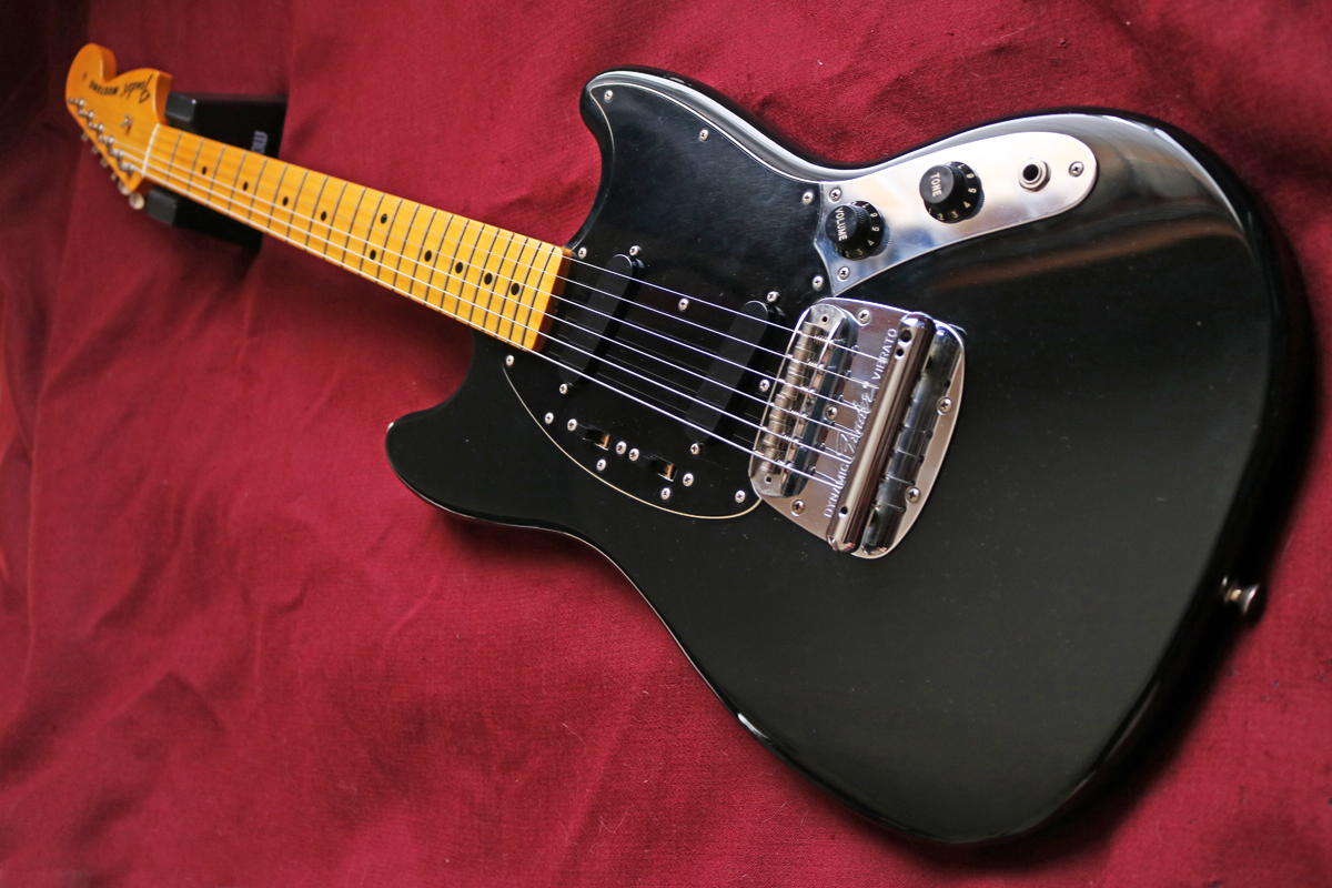 Fender Japan】レア!MG77(BLK)Mustang '77(ショートスケール