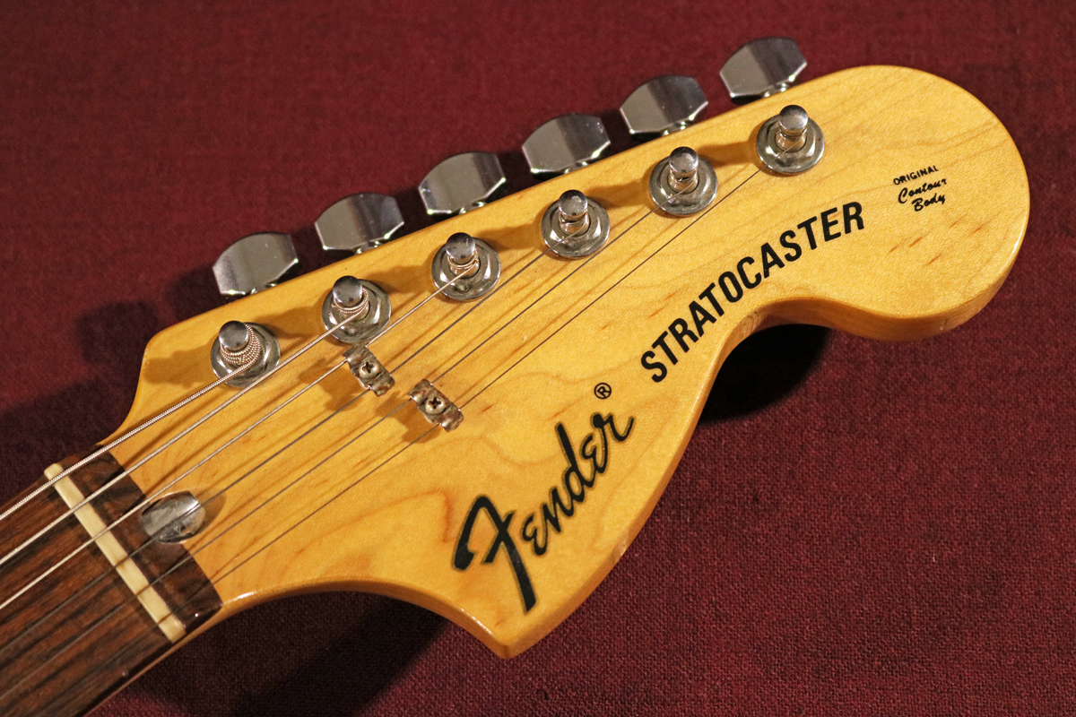 Fender Japan】ST72(BLK)70s Stratocaster(モダンロゴ・3点止め