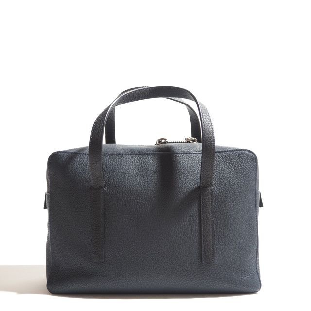 B5342P VMAISON TAKUYA mezzo ntakyaV TRAVEL T BRIEF CASEshu Ran ticket car f briefcase navy / leather bag rb mks