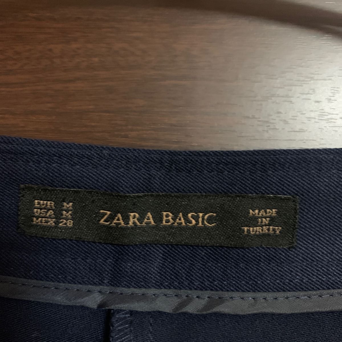 最終価格です！ZARA 定価5990円新品タグ付きネイビーパンツ