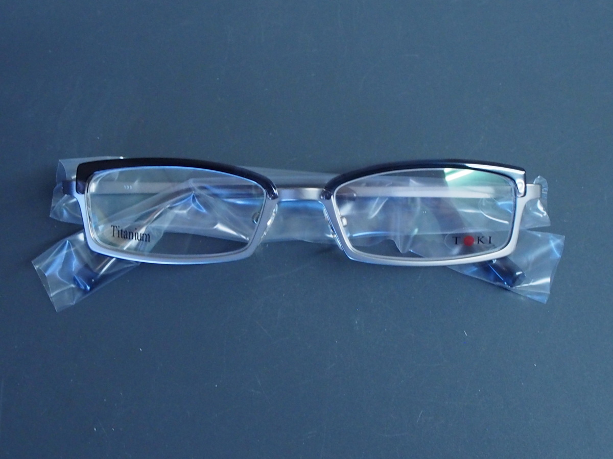 未使用 増永眼鏡 TOKI 眼鏡 メガネフレーム 種別:スクエア フルリム サイズ:49□18-135 材質:チタニウム/セル 型式: ma-3202 管理No.10778_画像1