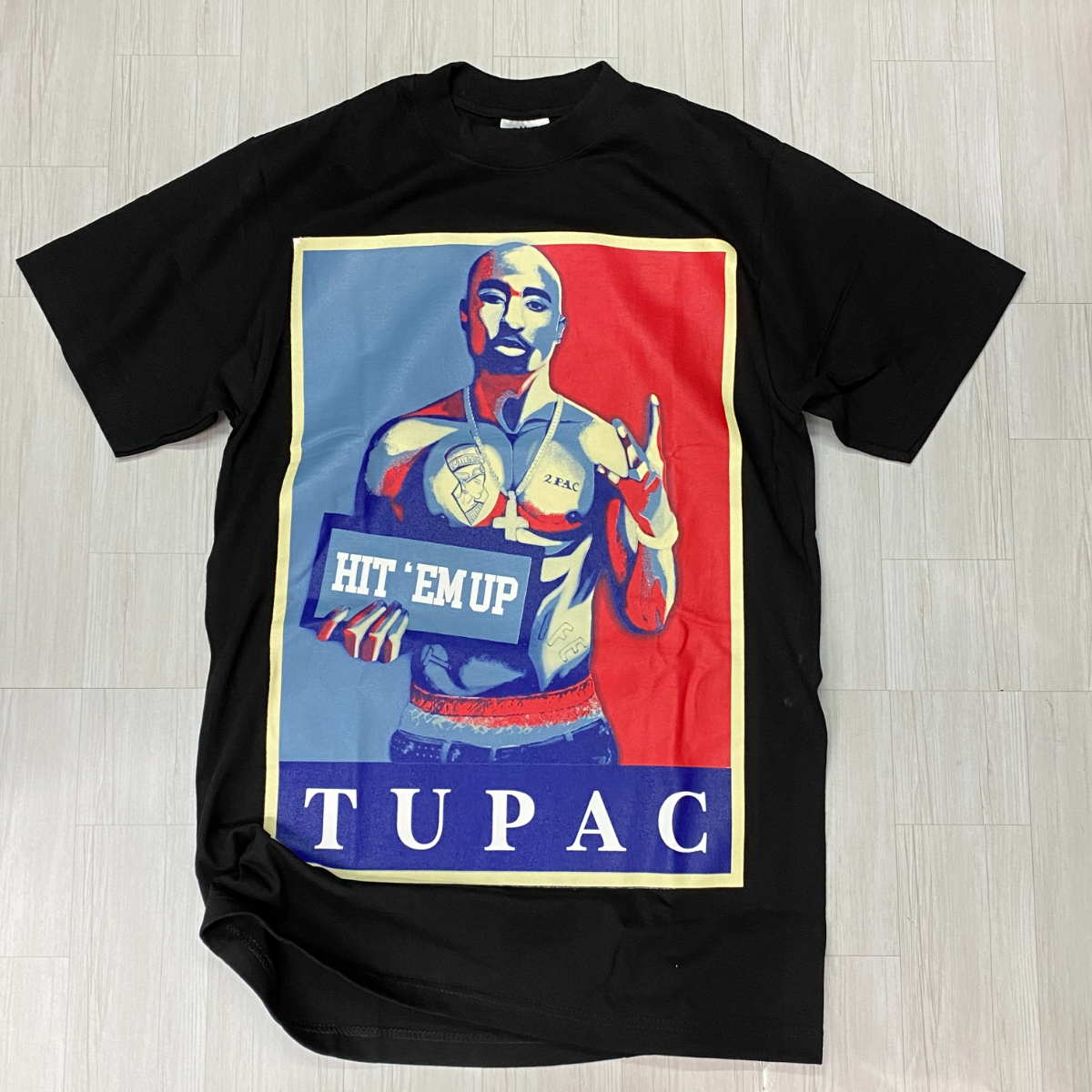 LA発 【2XL】 POSTERIZATION ポスタリゼーション 半袖 アンダーグラウンド グラフィック ヘビーウェイト Tシャツ 黒 TUPAC 2パック HIPHOP