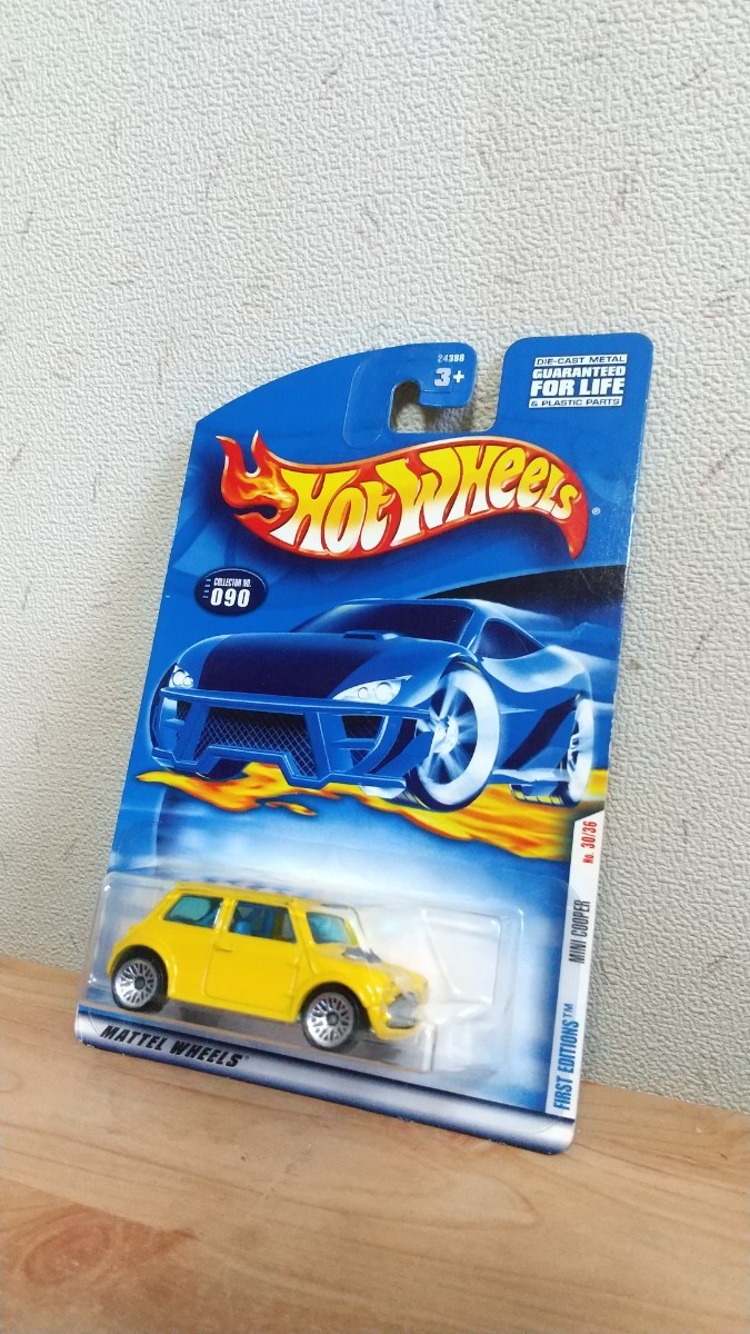 Hot Wheels ホットウィール MORRIS MINI COOPER 白色&濃い青&黄色３台セット売りのみ 現物 現状品 画像確認.商品説明.自己紹介必読下さい _画像7