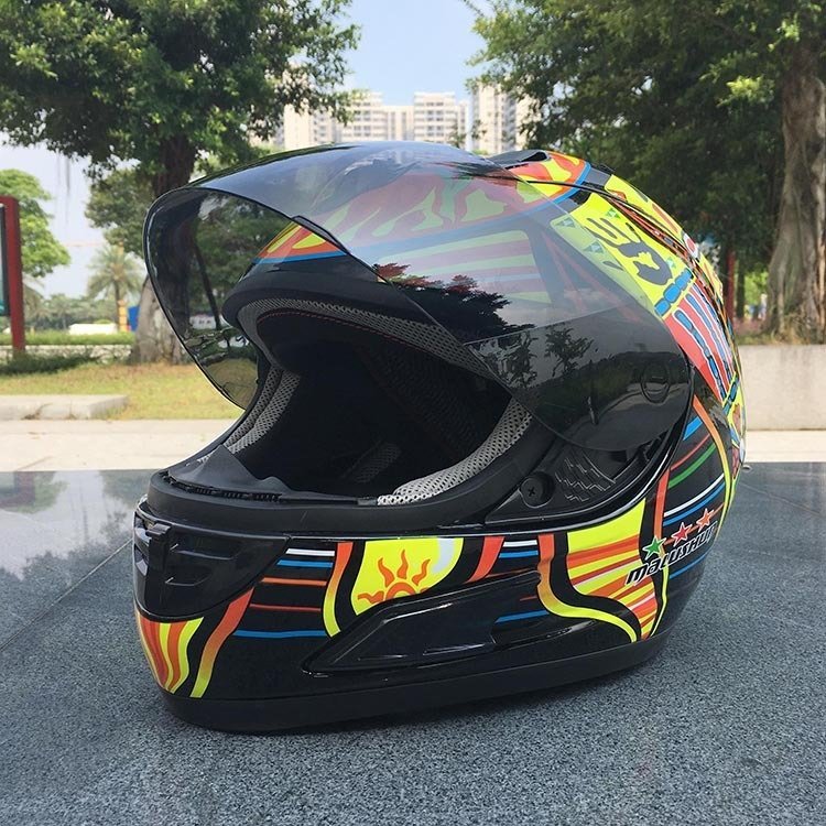 TZX621★フルフェイスヘルメット バイクヘルメット ヘルメット バイク用品 男女兼用_画像3