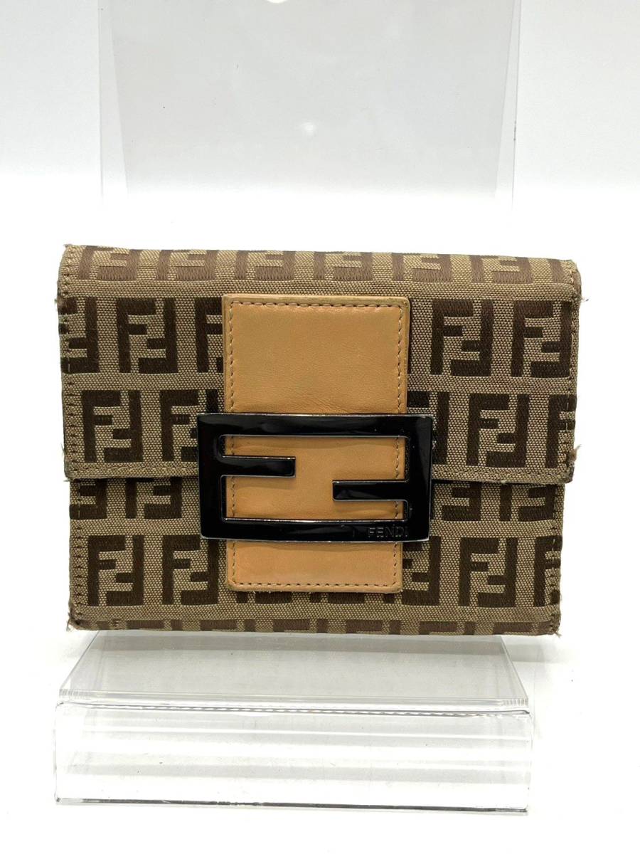 から厳選した キャンバス 三つ折り財布 ズッキーノ FENDI フェンディ