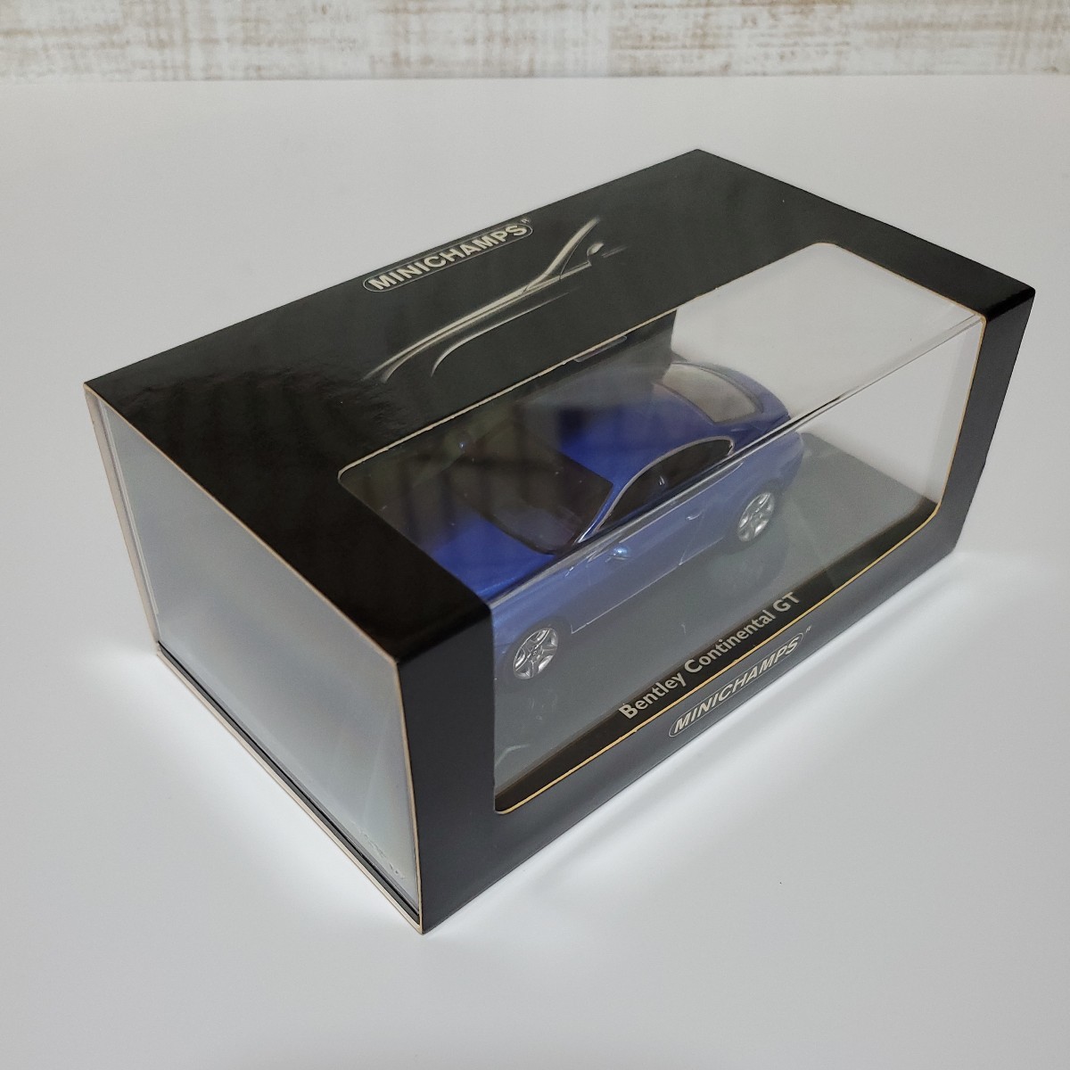 1/43 ミニチャンプス/Bentley Continental GT Blue metallic/ベントレー コンチネンタルGT ブルーメタリック_画像9