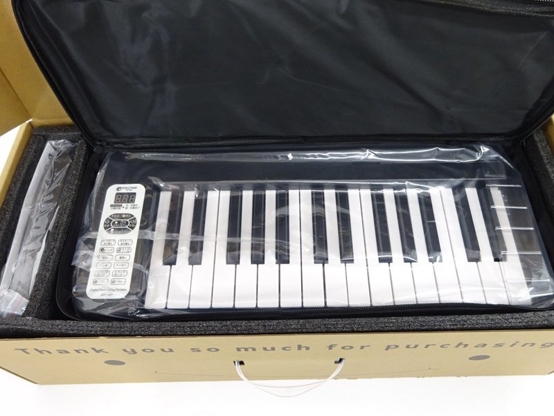 安心の日本企業取り扱い製品キクタニ 折りたたみ式電子ピアノ 61鍵盤 充電式 KDP-61P BLK