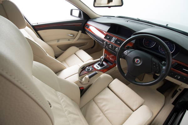 [ super rare model ] 2009y Alpina B5 S right steering wheel specification last model 537ps