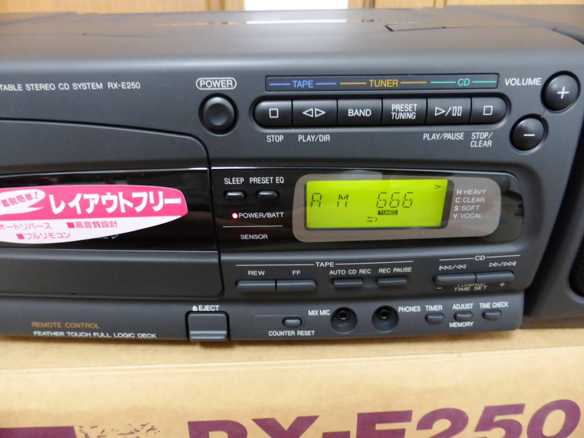 新貨未使用的商品操作OK Panasonic松下高音質CD收音機盒RX-E250-K（索尼先鋒） 原文:新品 未使用品 動作ＯＫ Panasonic パナソニック 高音質 ＣＤラジカセ RX-E250-K ( ソニー パイオニア )