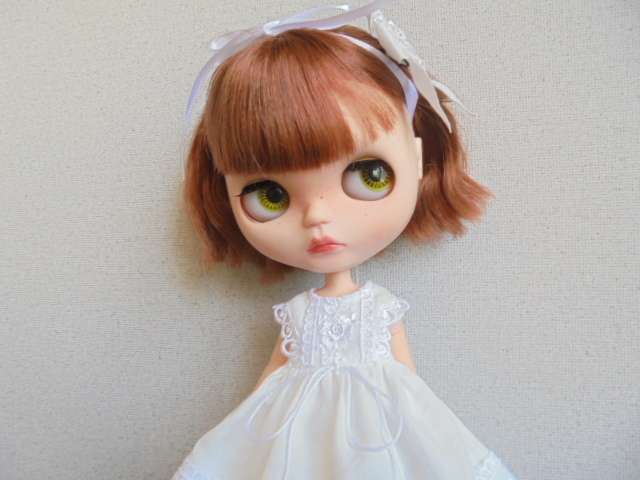 ◆Blythe-chan裝白色連衣裙4件套◆    原文:◆　ブライスちゃん　　Outfit　 　白いワンピース　４点セット　◆