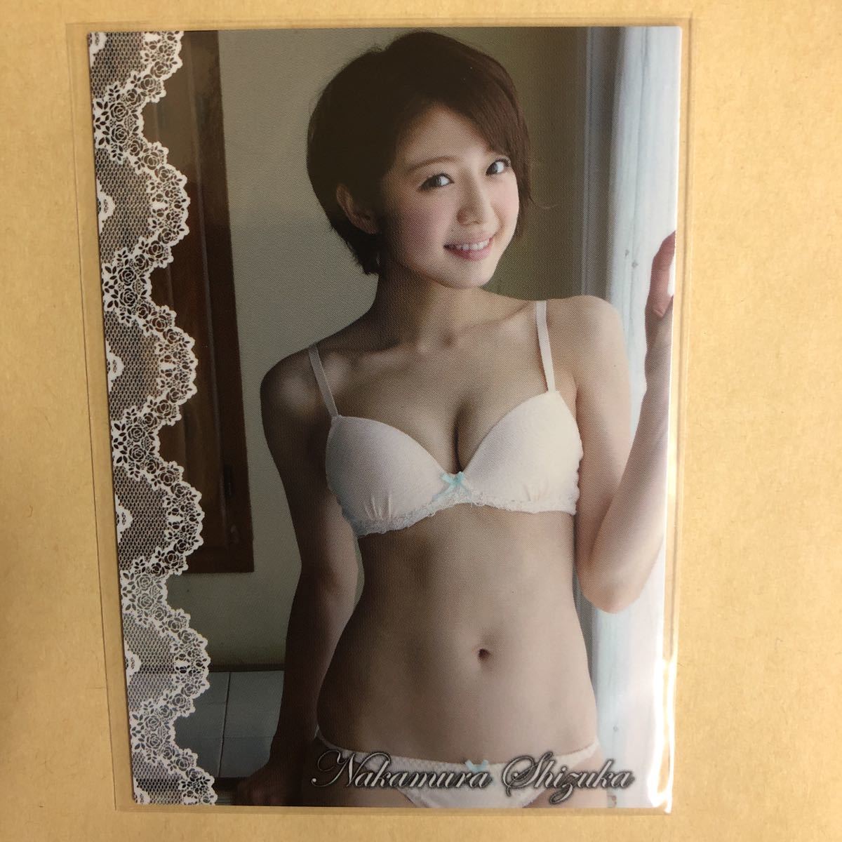 中村静香 トレカ アイドル グラビア カード 下着 21 タレント トレーディングカード_画像1