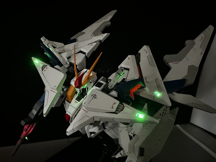 HGUC クスィーガンダム 塗装済みLED電飾完成品 ミサイル電飾