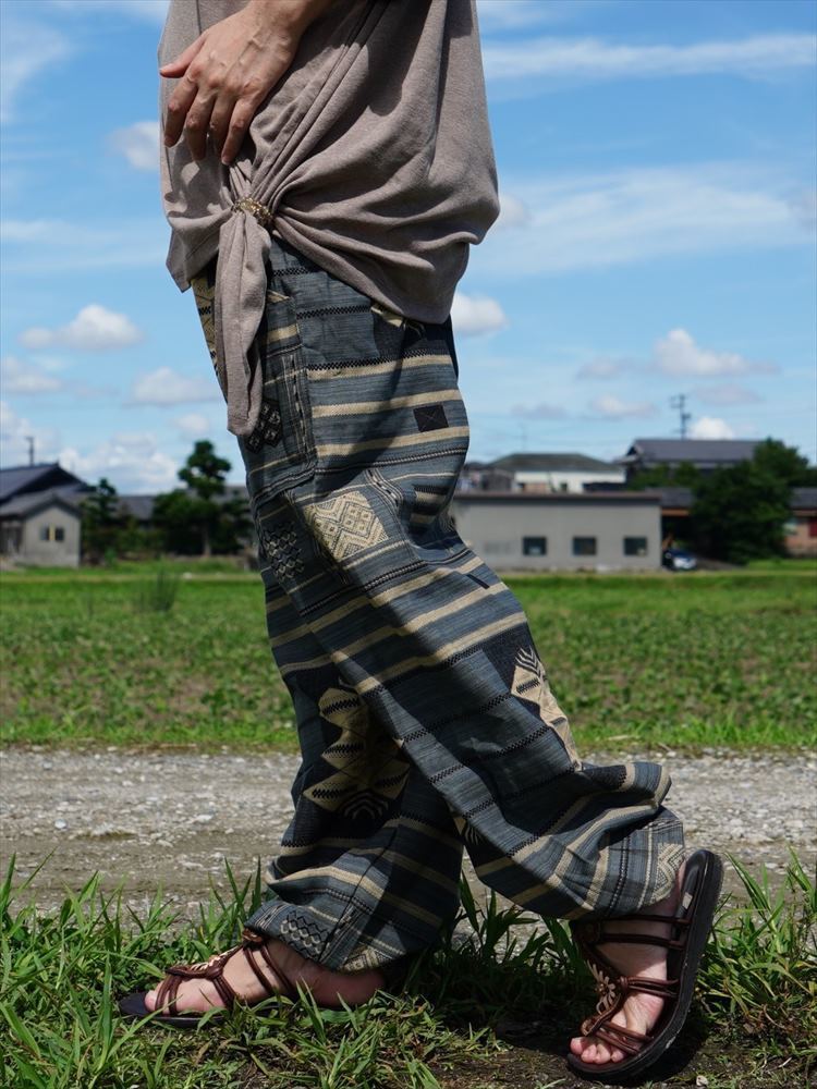 ★エスニック アラジンパンツ コットン 生地 送料込★新品未使用C★織り生地 オルテガ サルエルパンツ_画像3