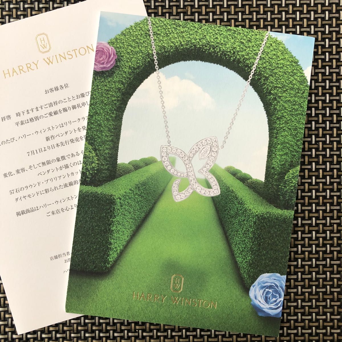 【最新パネル】ハリーウィンストン　「リリークラスター・コレクション」HARRY WINSTON 厚紙パネル