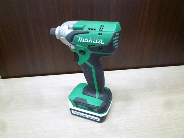 メーカー公式ショップ】 makita 充電式インパクトドライバ 苫小牧西店