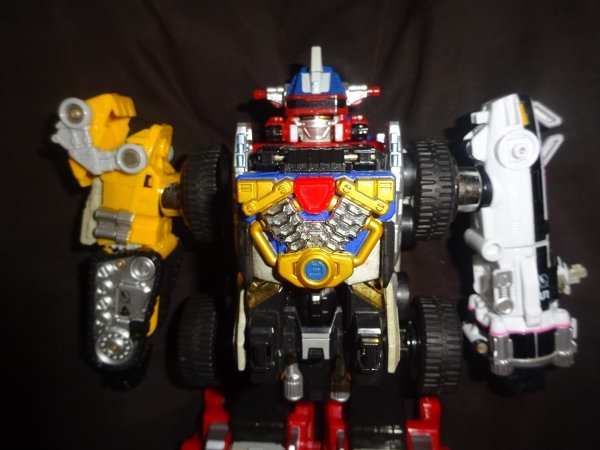 ボウケンジャー ロボット DX ダイボウケン ジャンク (1097)(5 ボウケンジャー ロボット DX ダイボウケン ジャンク (1097)(5