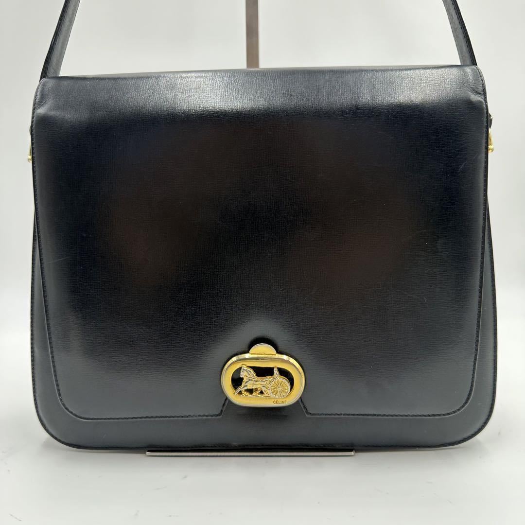 美品 激レア CELINE セリーヌ ショルダーバッグ 馬車金具 黒 ブラック