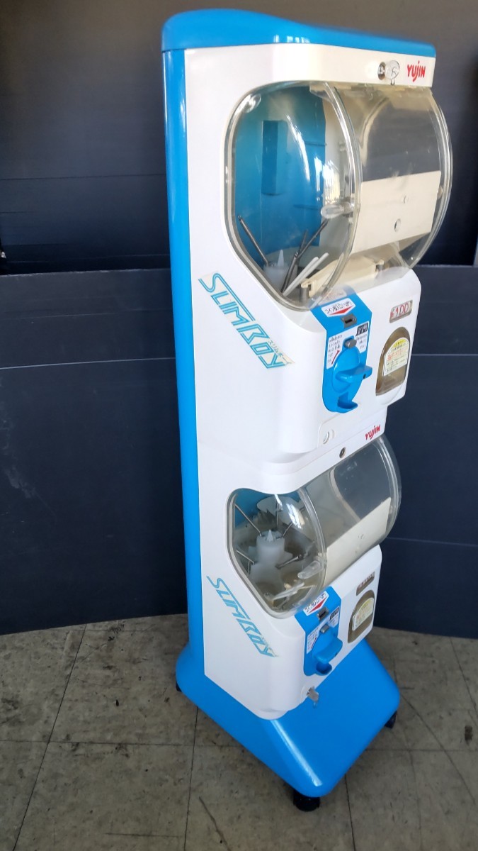 ユージンガチャガチャ本体 営業用 中古品 スリムボーイ台座付き 全塗装